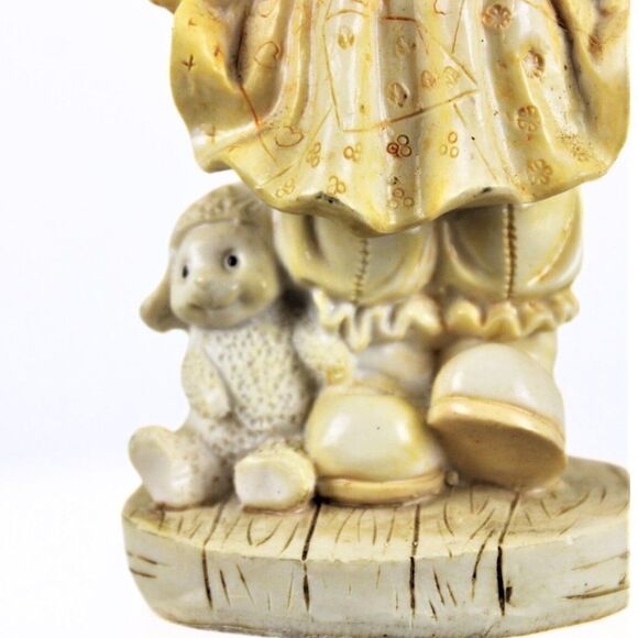 2 Vintage Figurines Boy & Girl Grannycore Kitsch Cottagecore Polystone Statues - Picture 10 of 11